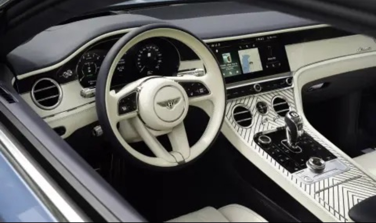 Bentley вече предлага 18-каратово злато в интериора на автомобилите си